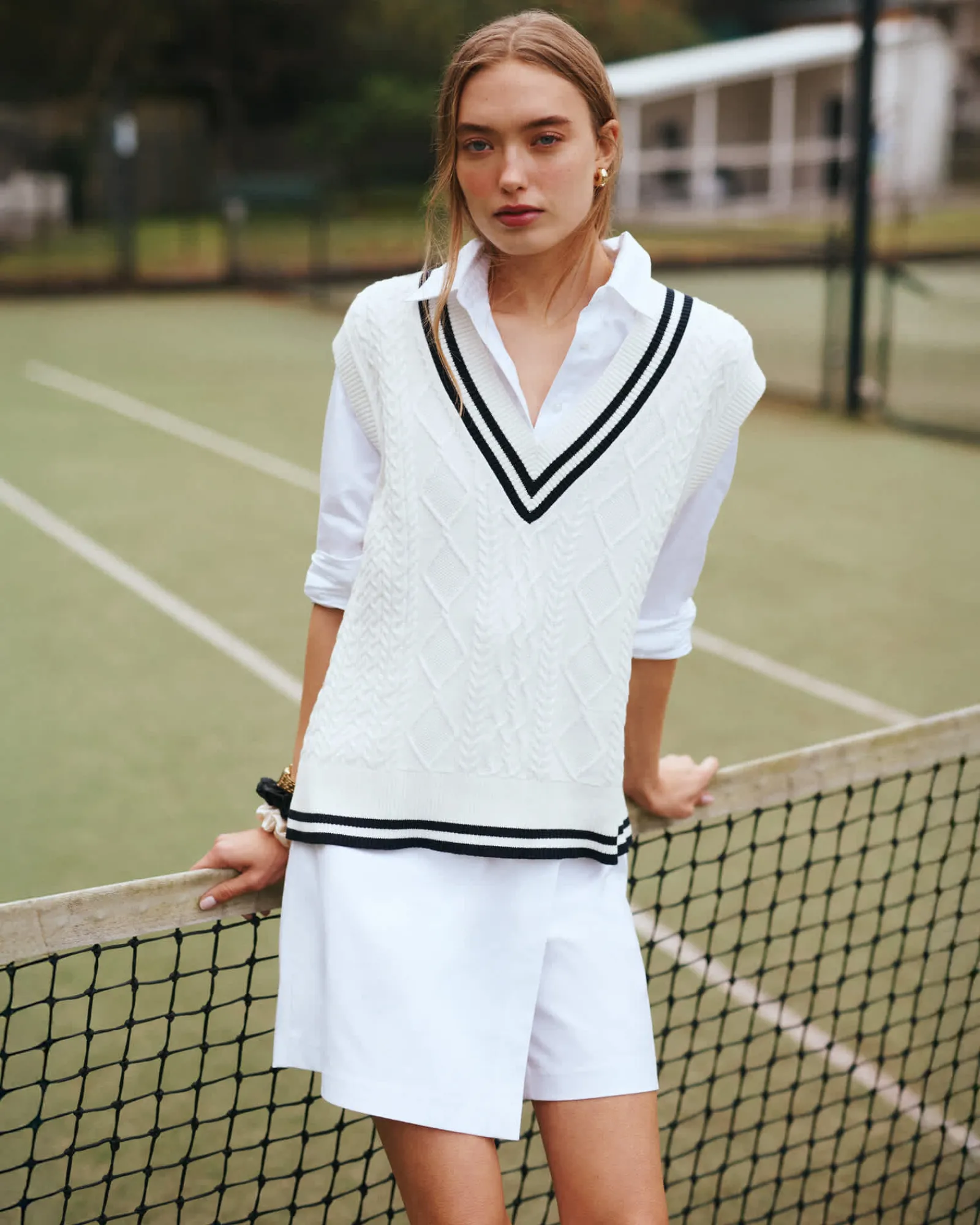 Best Sportscraft Elka Cable V-Neck Vest in Whitenavy White/navy