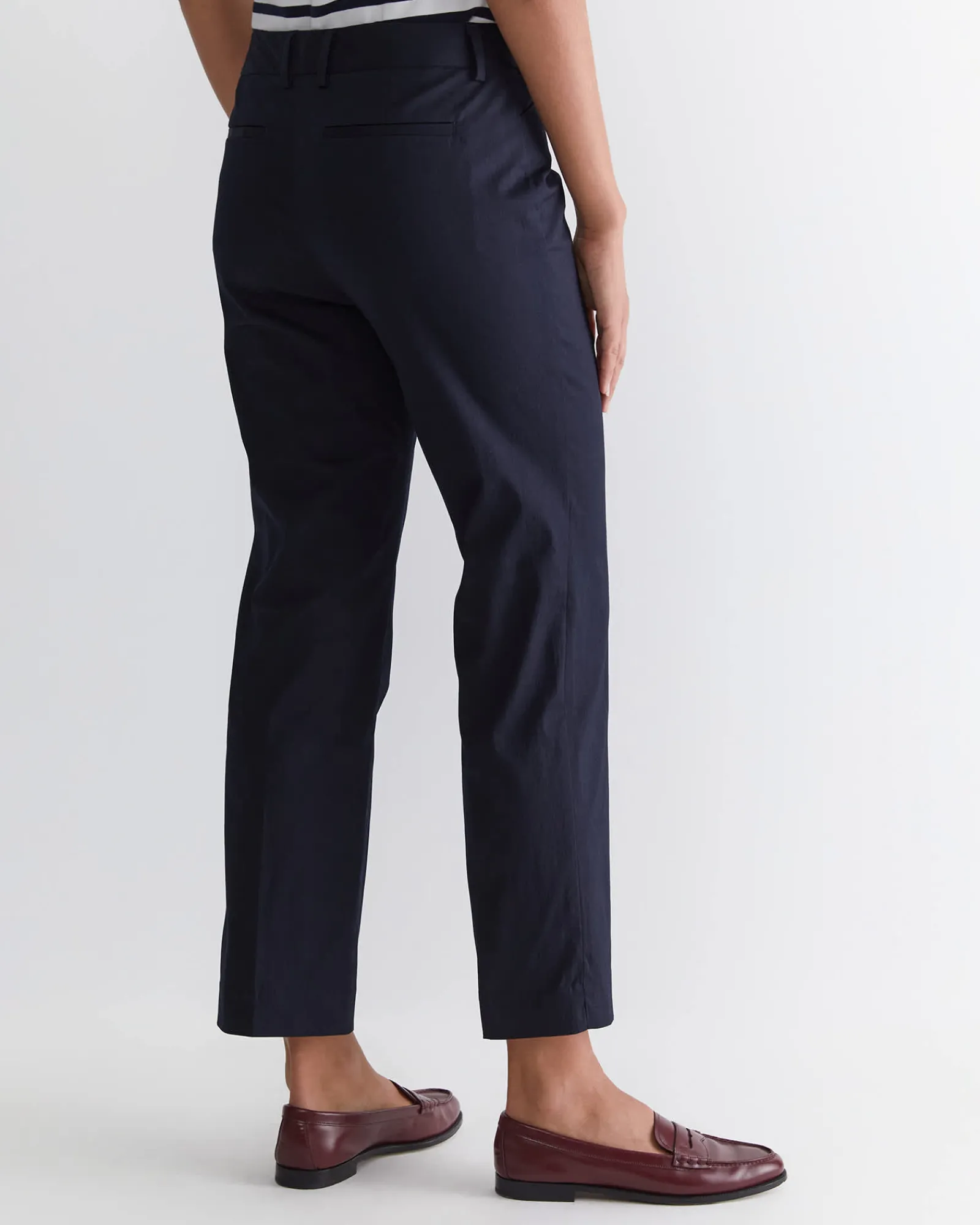 New Sportscraft Evie Straight Capri Pant in Classic Navy ClassicNavy