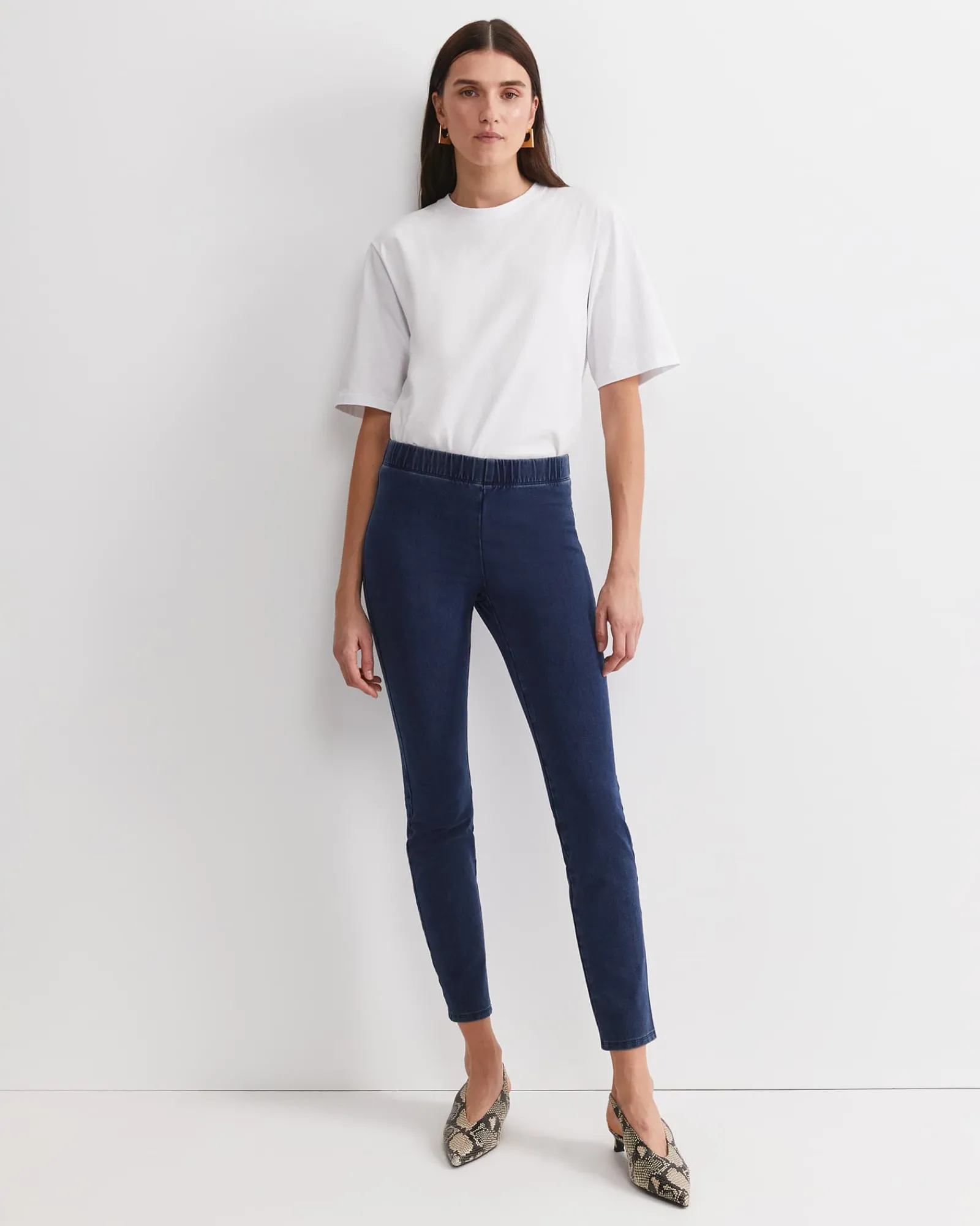 New Sportscraft Felicity Denim Pull On Pant in Washed Indigo WashedIndigo