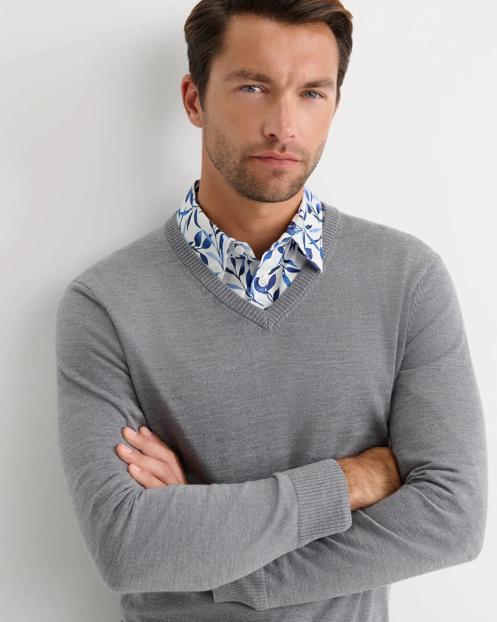 Discount Sportscraft Merino V-Neck Knit in Charcoal Melange CharcoalMelange