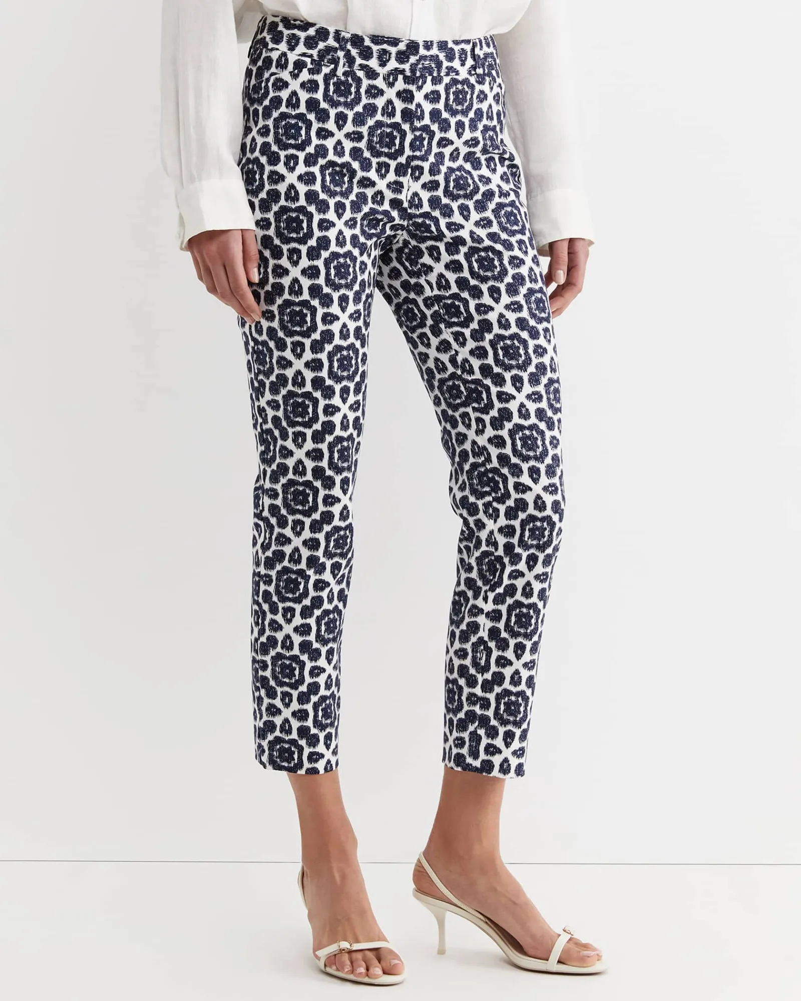 New Sportscraft Perry Venus Capri in Navywhite Navy/white